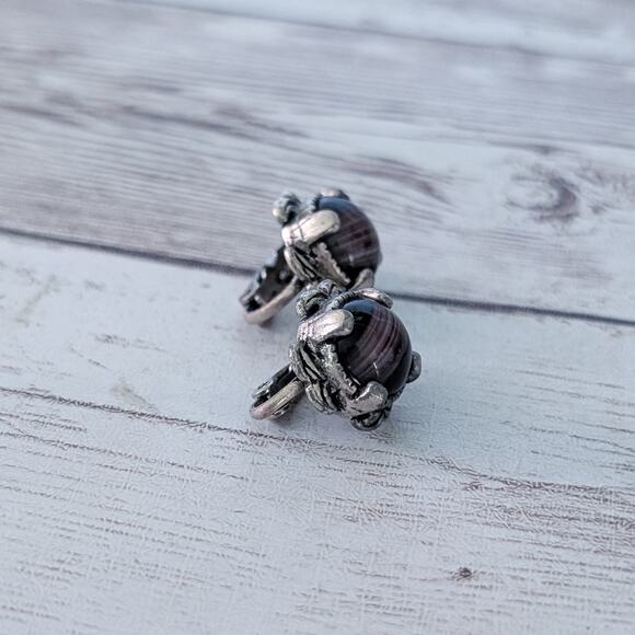 Vintage Clip On Earrings Dark Purple with Dark Silver Tone Ornate Setting - Picture 11 of 12